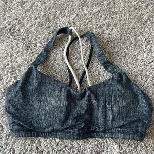 Lululemon sports bra. Lightly used. Removable padded inserts.